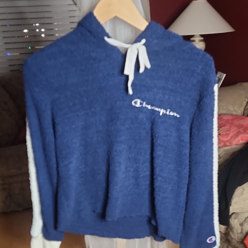 Champion Blue and White Fuzzy Women's Sweater